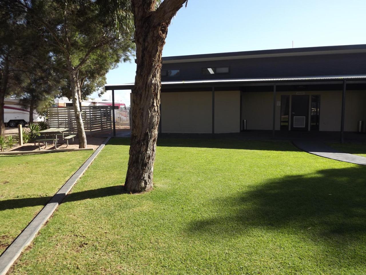 Ceduna Foreshore Caravan Park Buitenkant foto