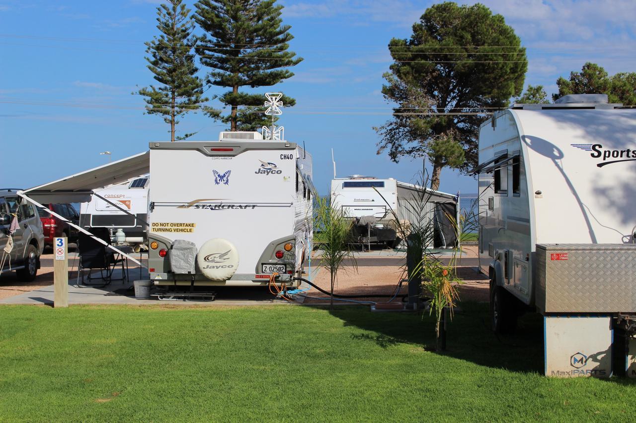 Ceduna Foreshore Caravan Park Buitenkant foto